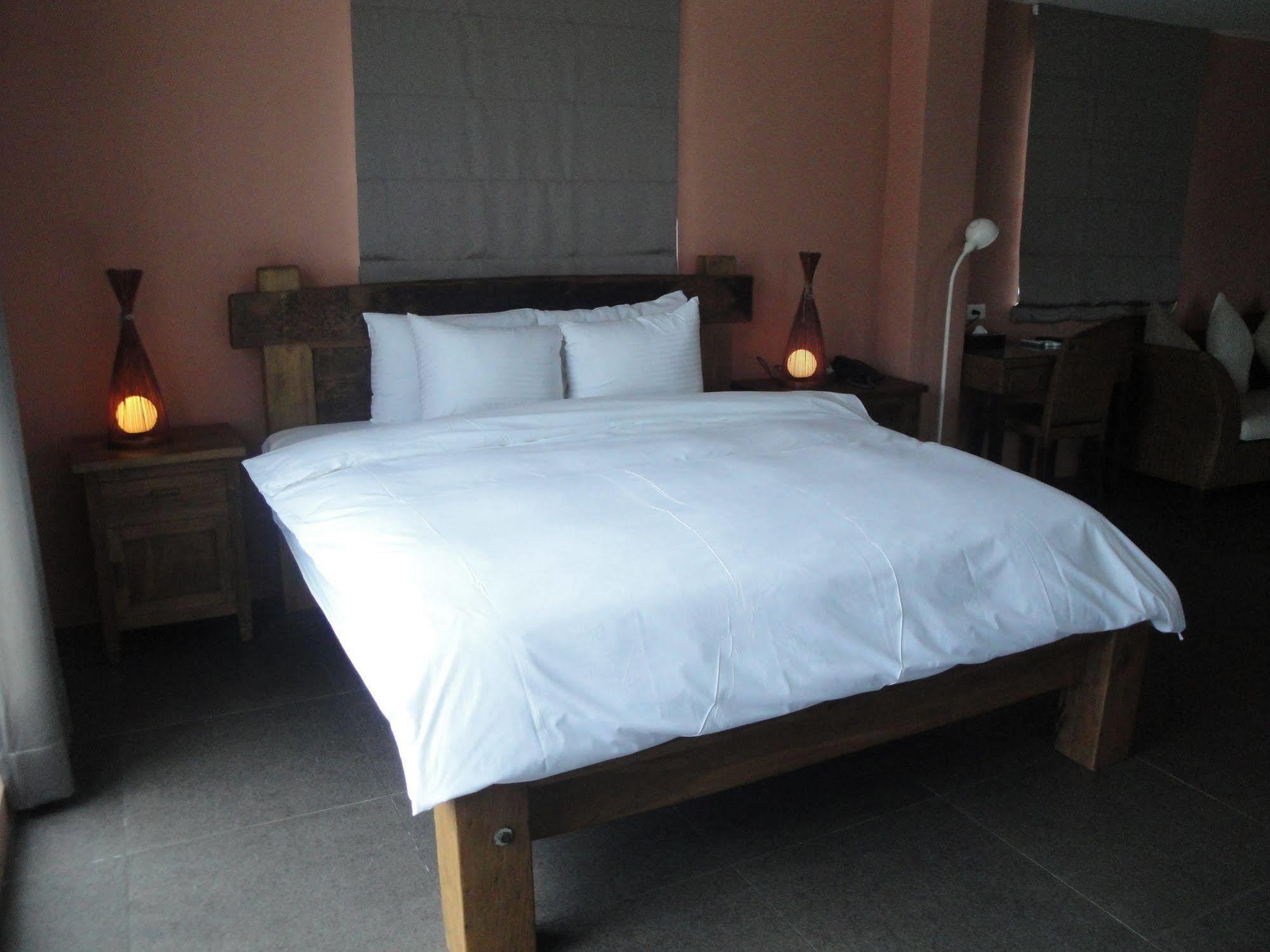 Jing Guan Hotel Cape Eluanbi Екстер'єр фото